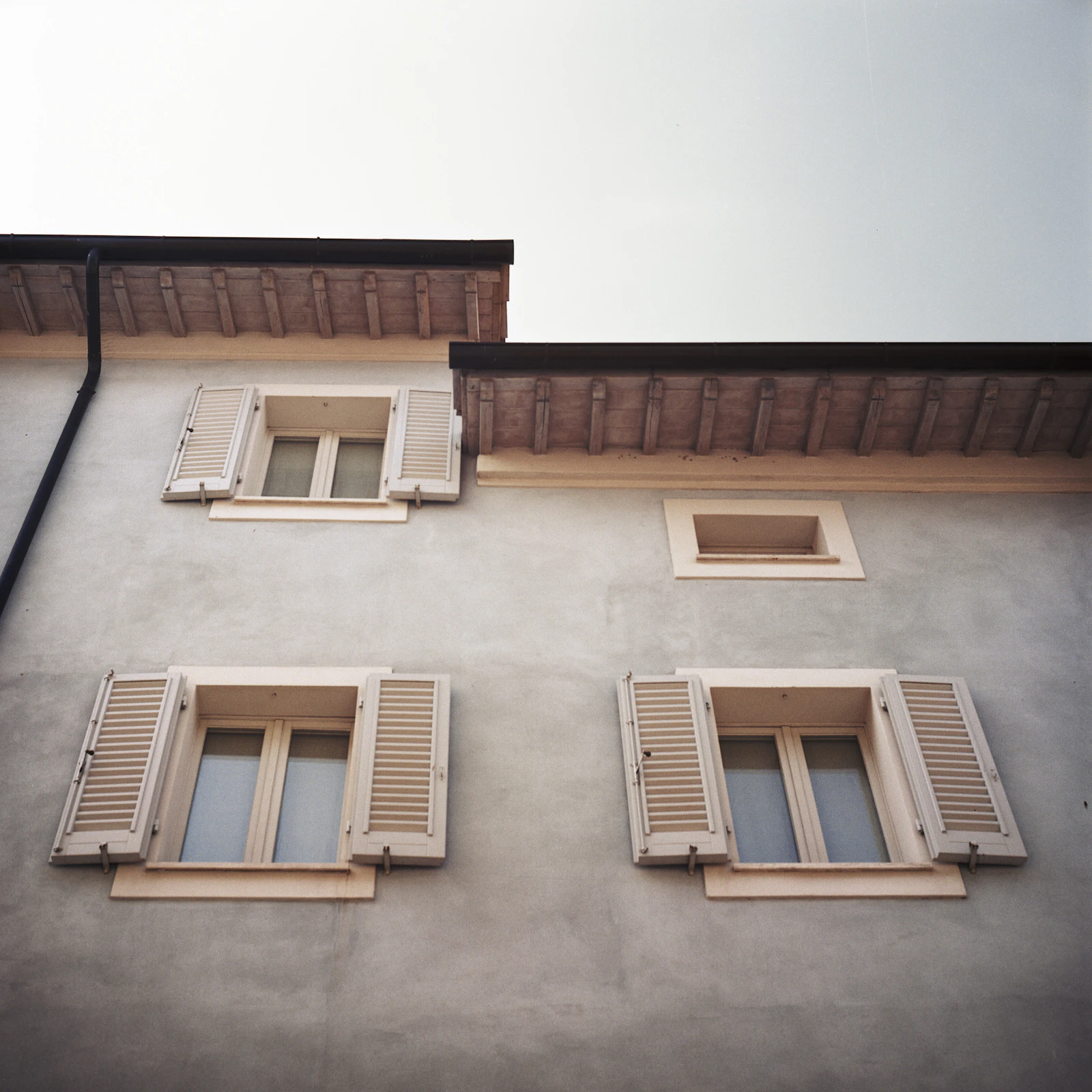 Interno minimal milanese