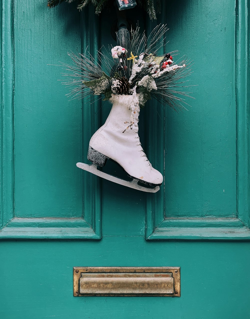 white figure skate wreath