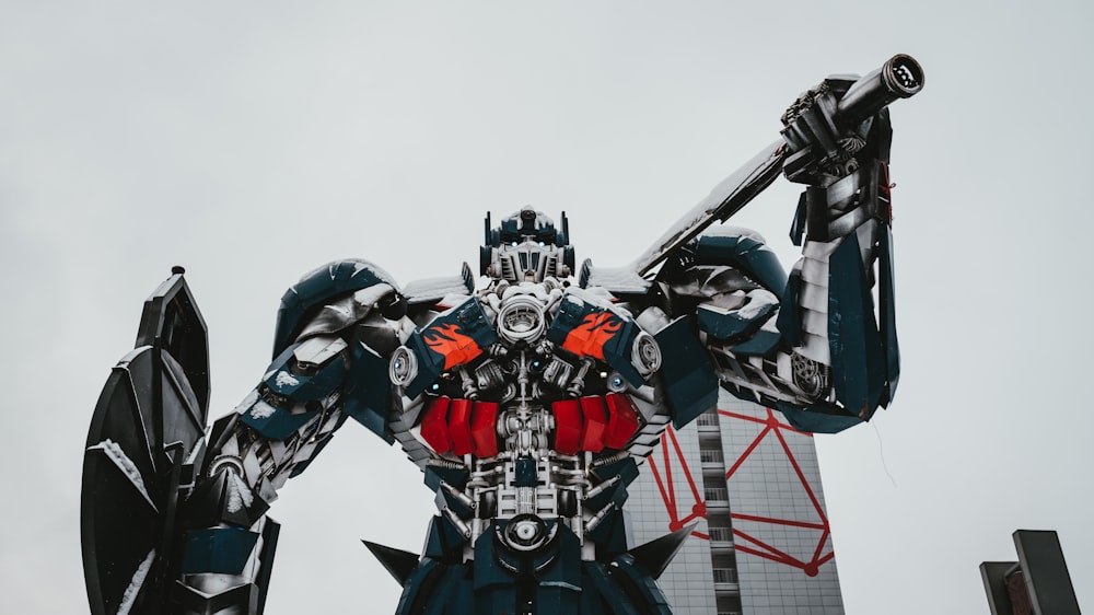 Transformers Autobots Optimus Prime tagsüber