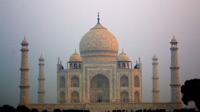 Taj Mahal during daytime