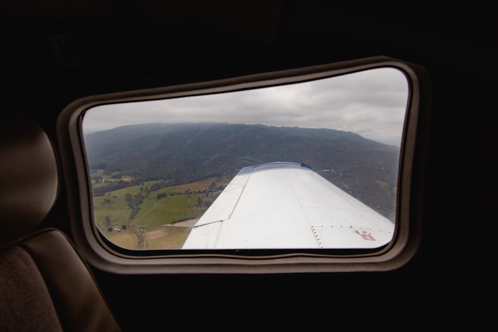 white airplane wing