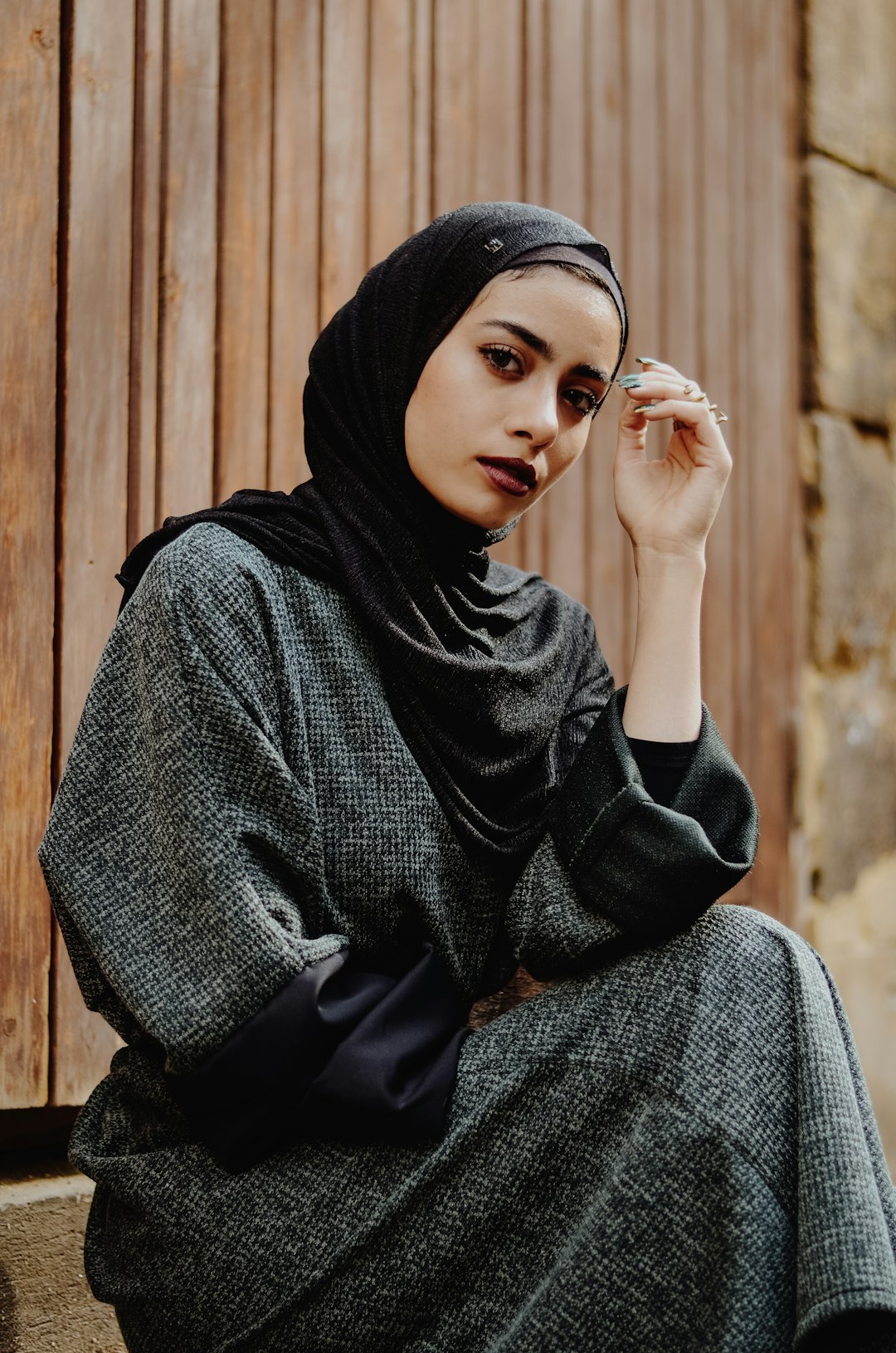 woman wearing hijab