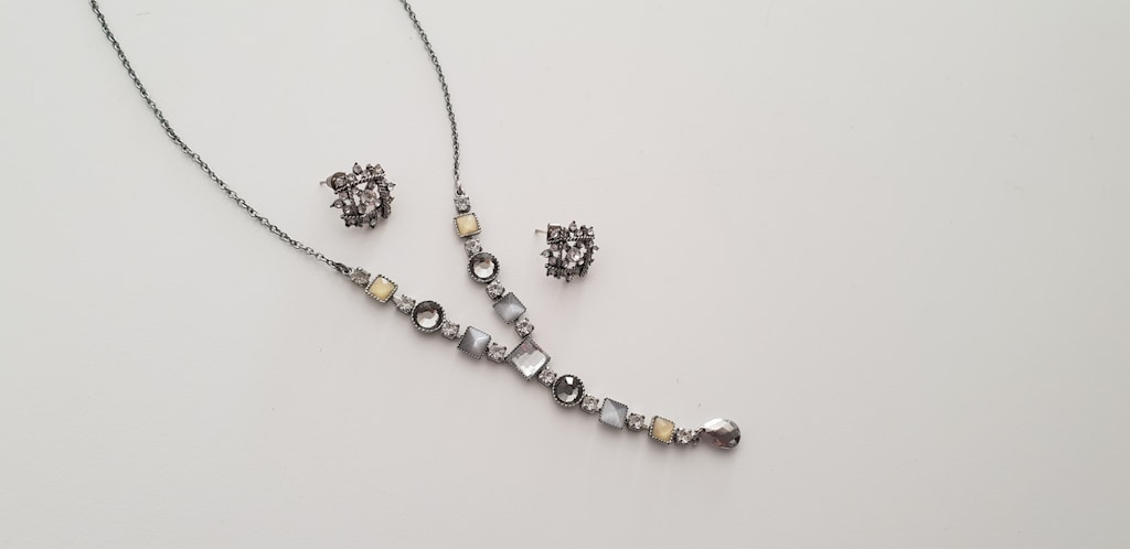 Stylish Women's Jewelry Collection