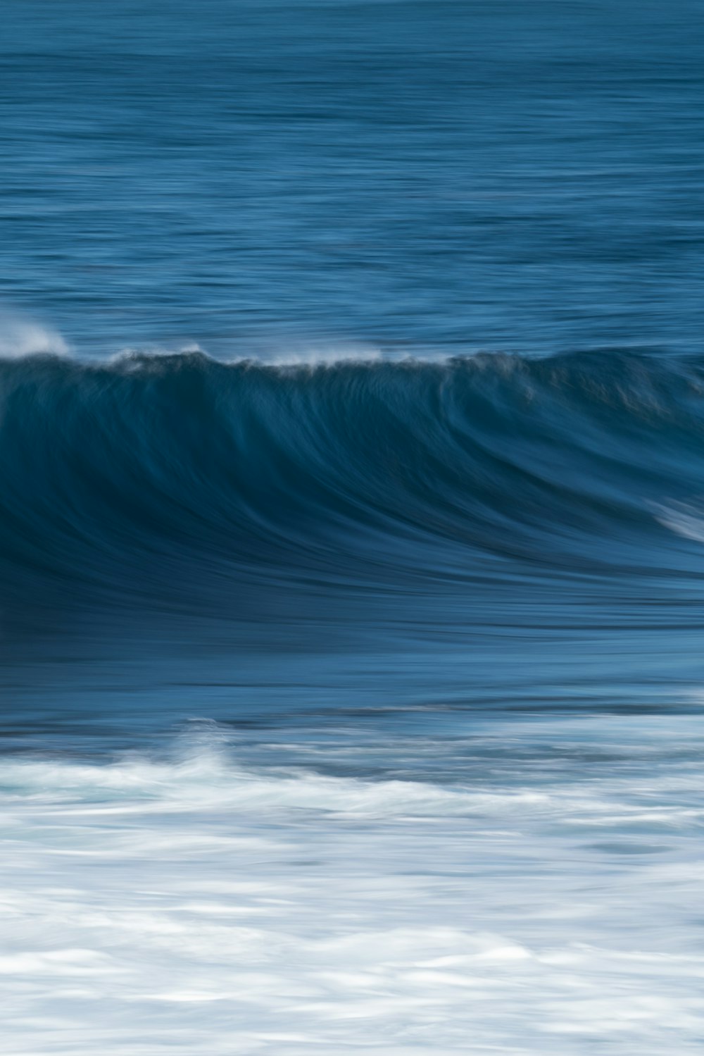 blue sea wave view