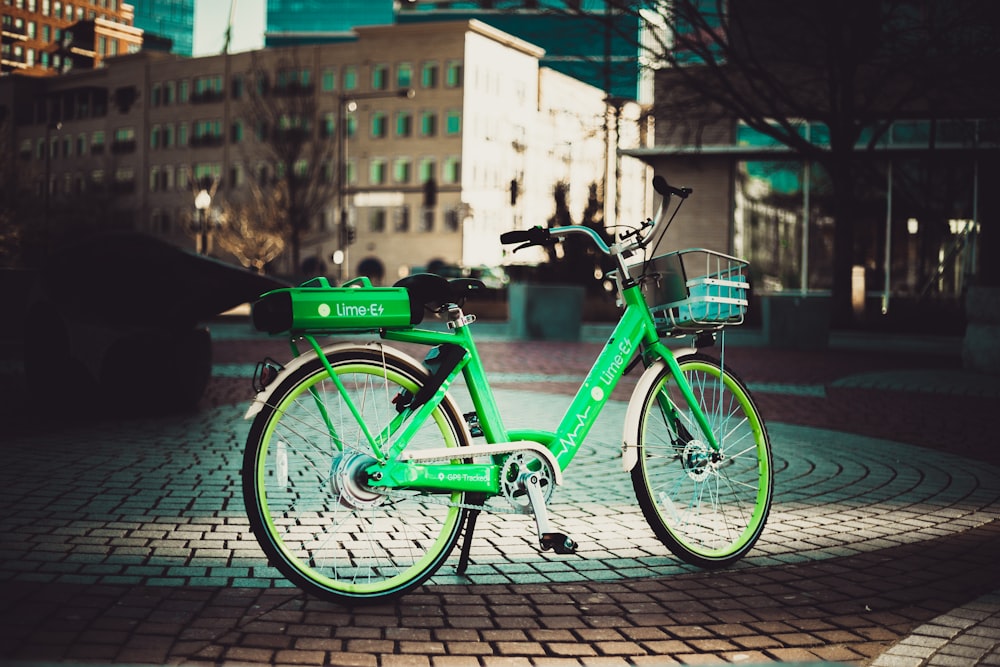 green cruiser bicycle
