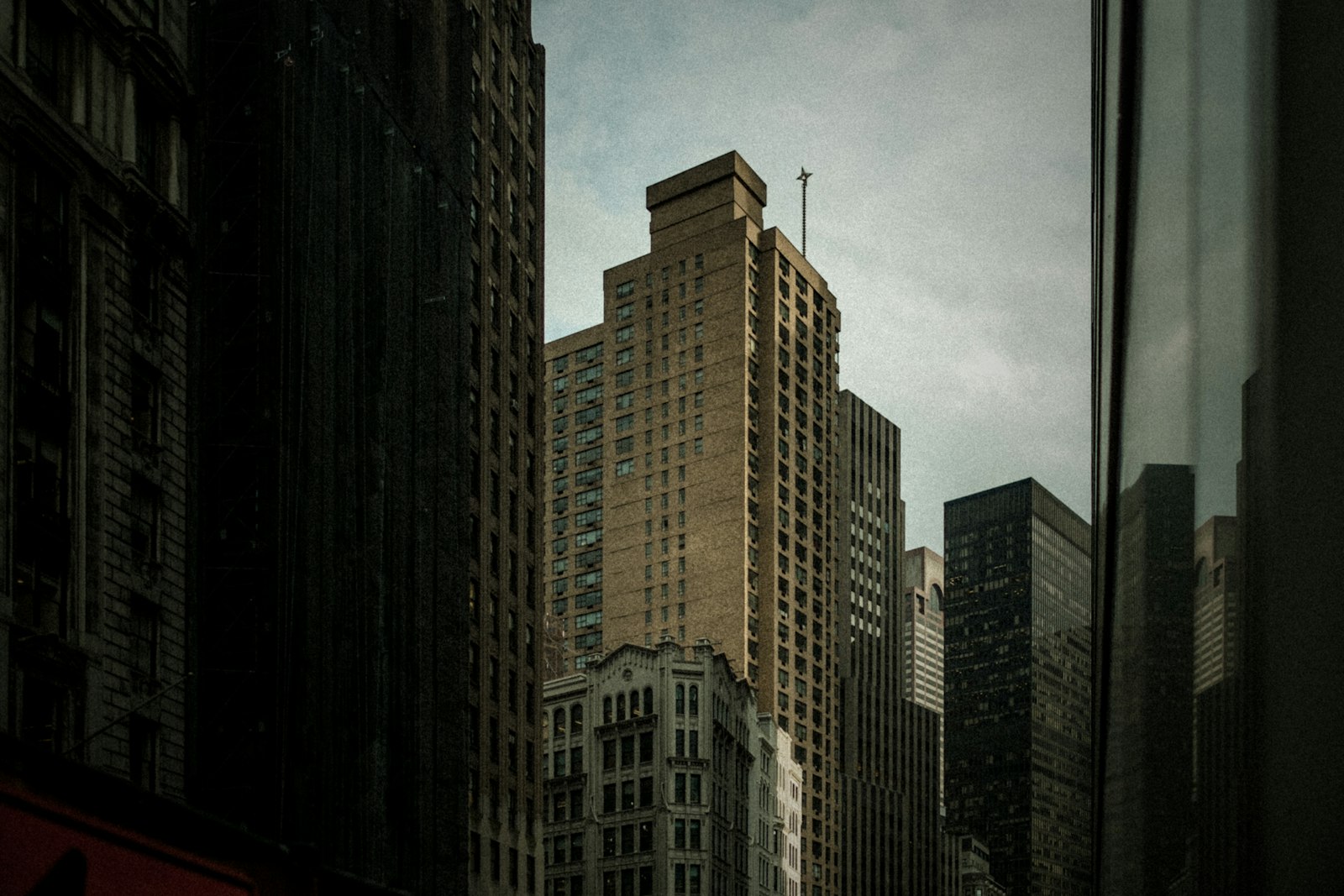 Fujifilm X-Pro1 + Fujifilm XF 23mm F1.4 R sample photo. Brown concrete building photography