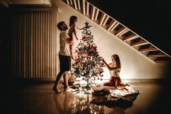 Père Noël à l'Établi animé pour vitrine professionnelle