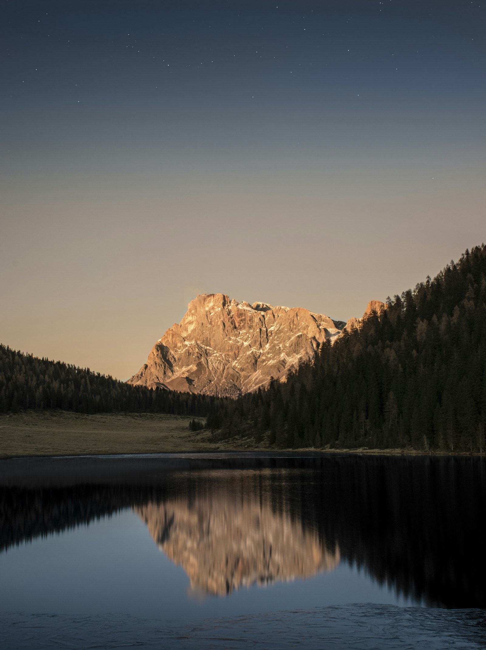 Nikon D5500 + Nikon AF-S DX Nikkor 18-55mm F3.5-5.6G II sample photo. Reflection of mountain on photography