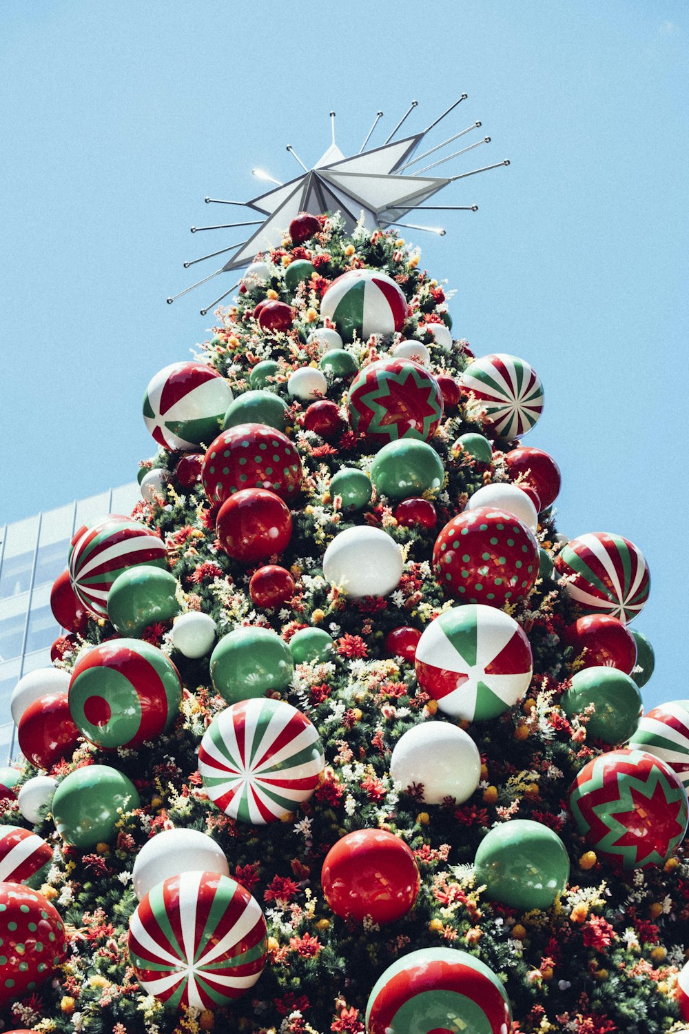 red white and blue christmas tree decorations