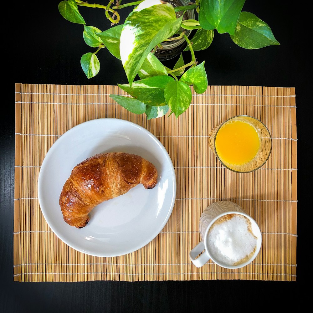 bagel on plate