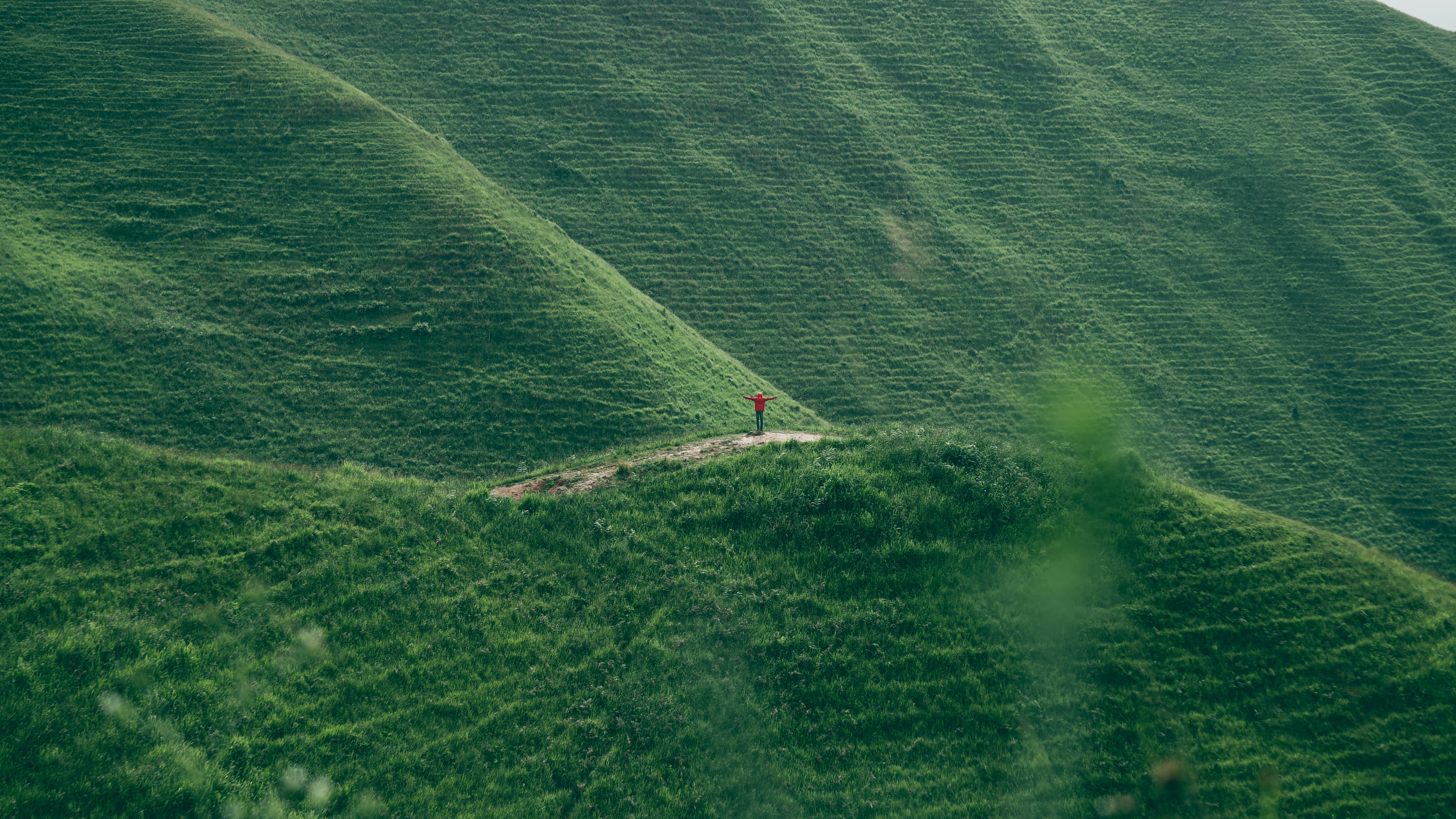 green mountains during daytime