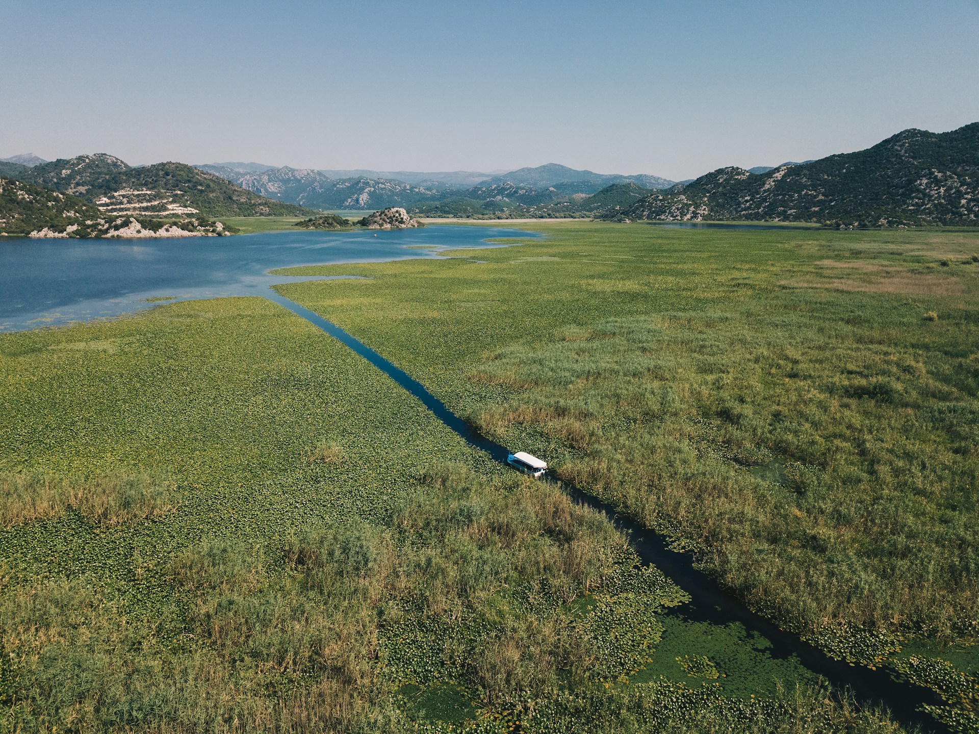 high-angle photography of green field