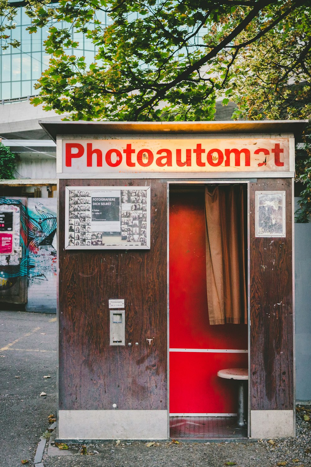 Photo automart booth
