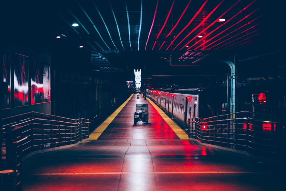 vehicle on tunnel