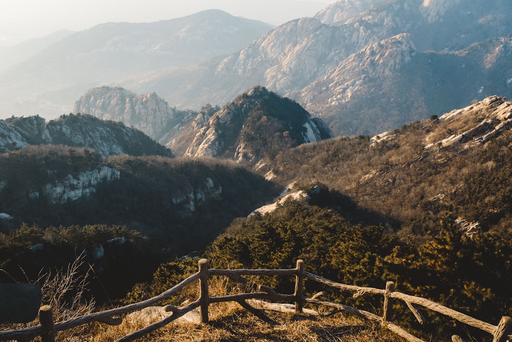 mountain during daytime