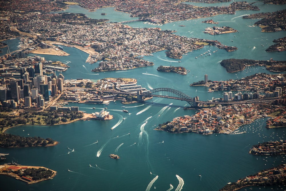 Fotografía aérea del puente