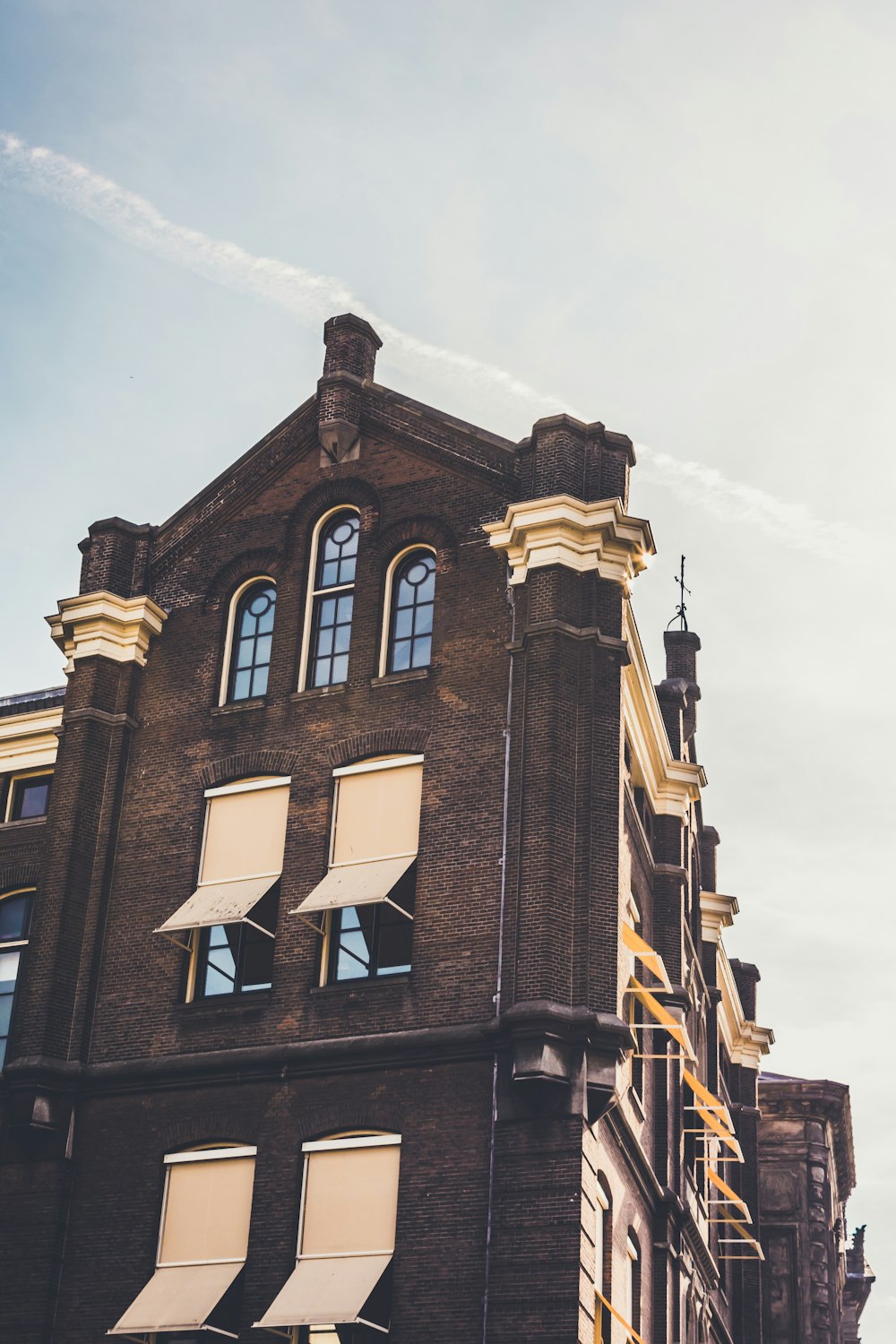 brown concrete building during daytime