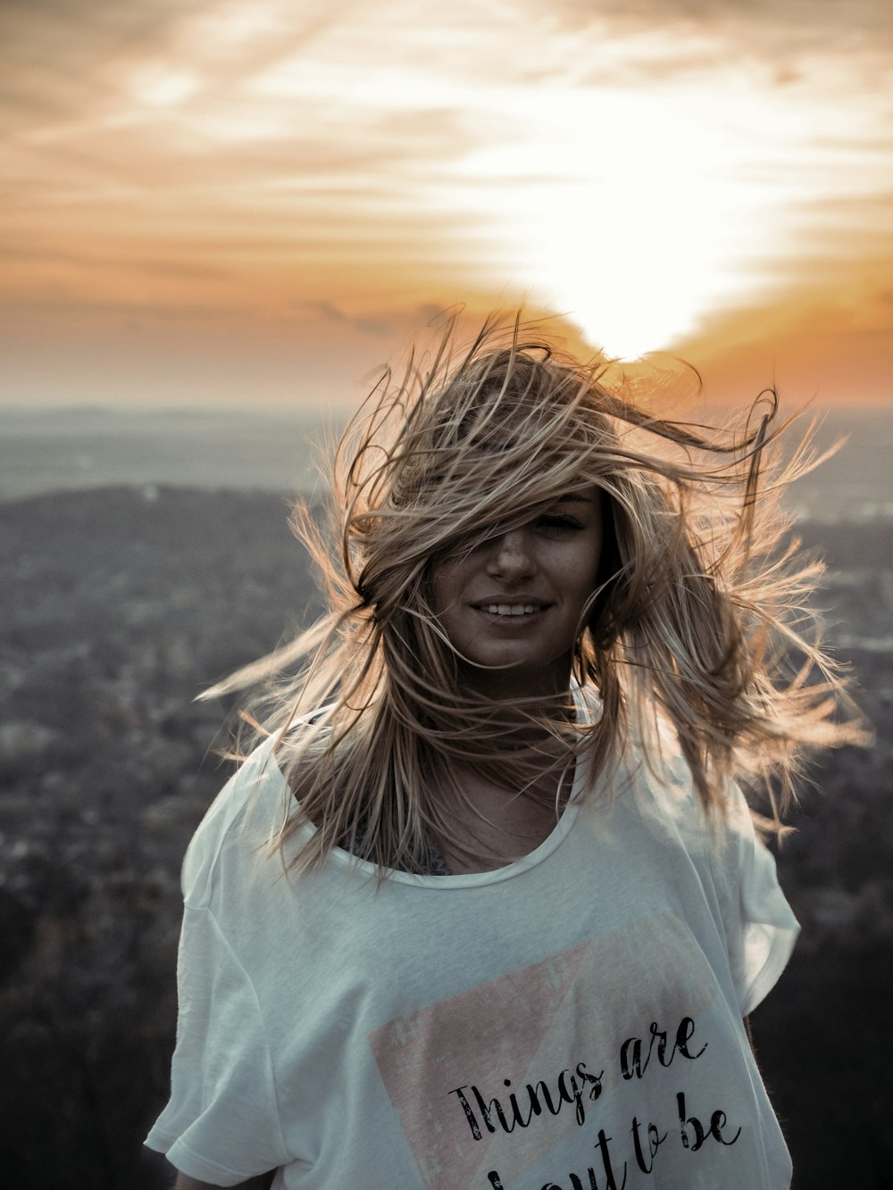 woman wearing white shirt