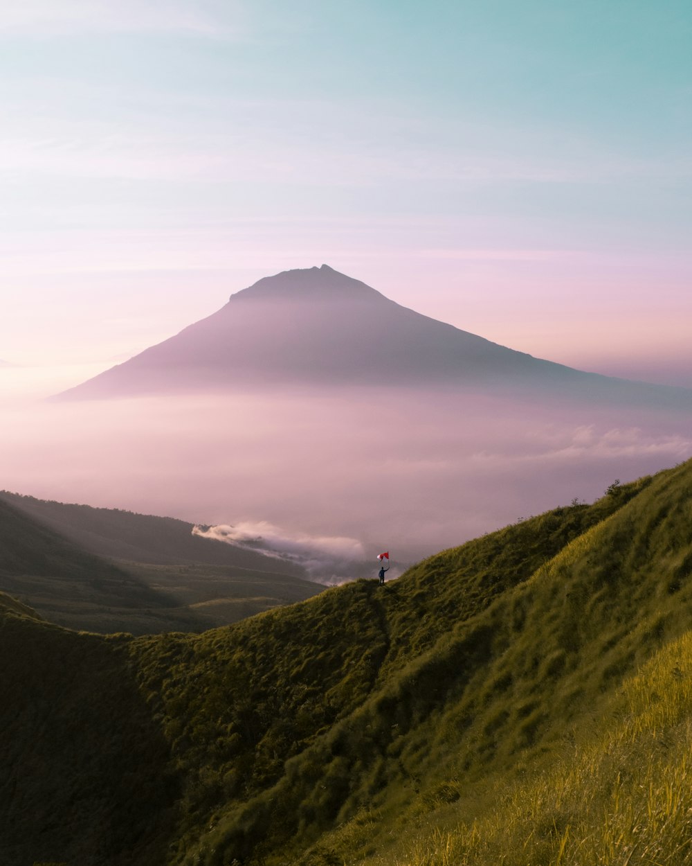 foggy mountain during daytime