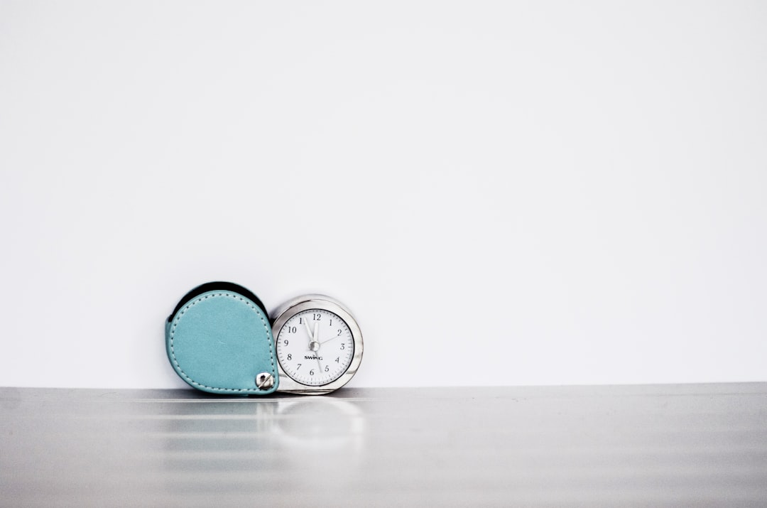 gray and white table clock