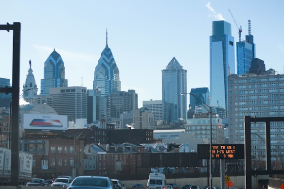 photo 1546467210 9b9bdb88e973?q=85&w=584&h=438&fit=crop