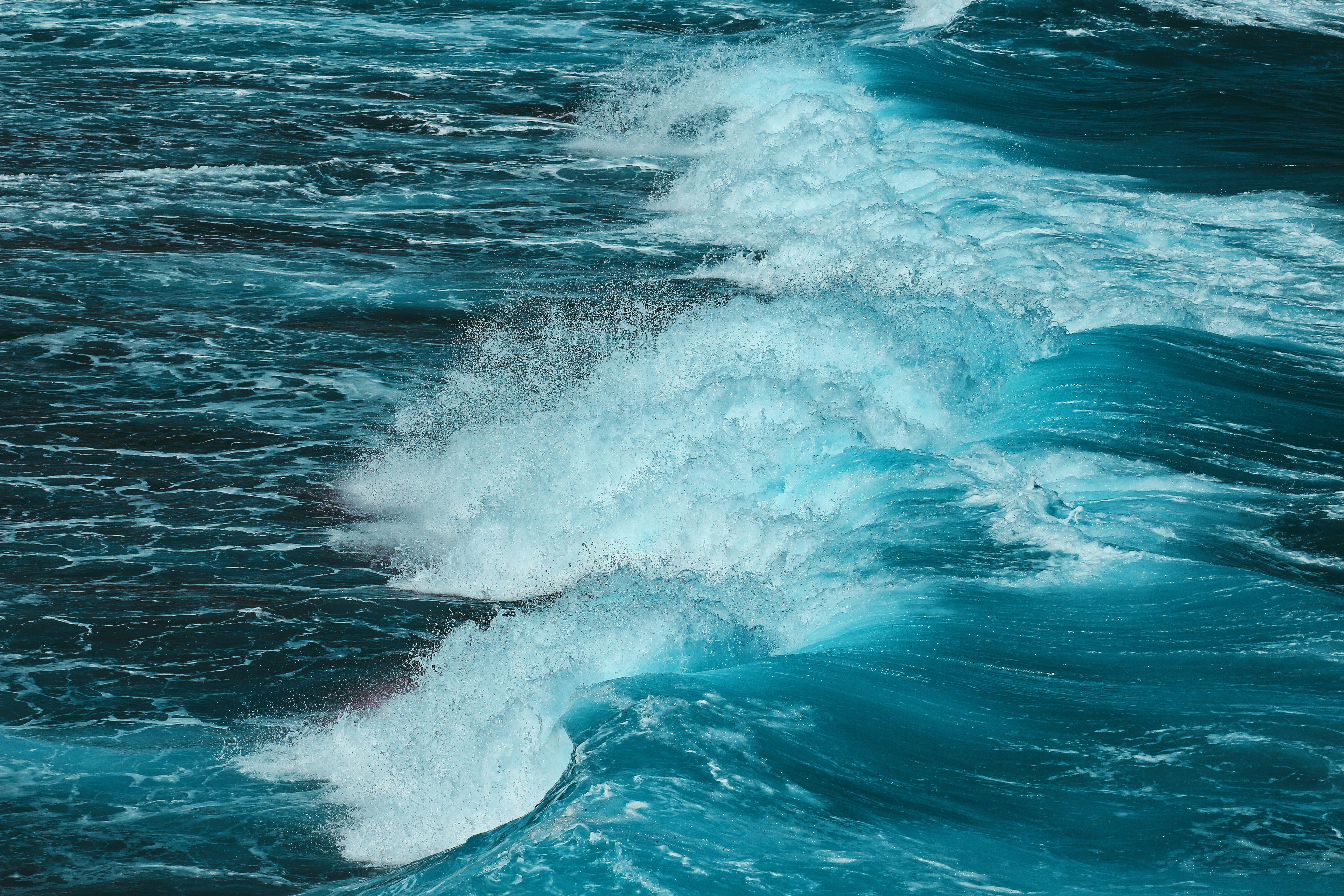 Sea Waves Crashing Photo Free Ocean Image On Unsplash