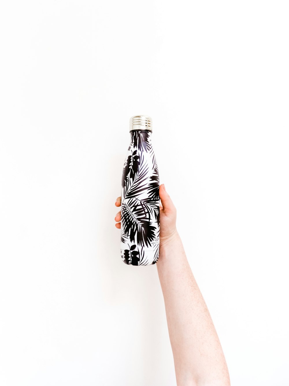 black and white tumbler