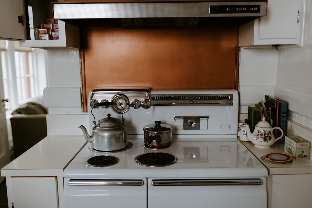 white electric coil range oven