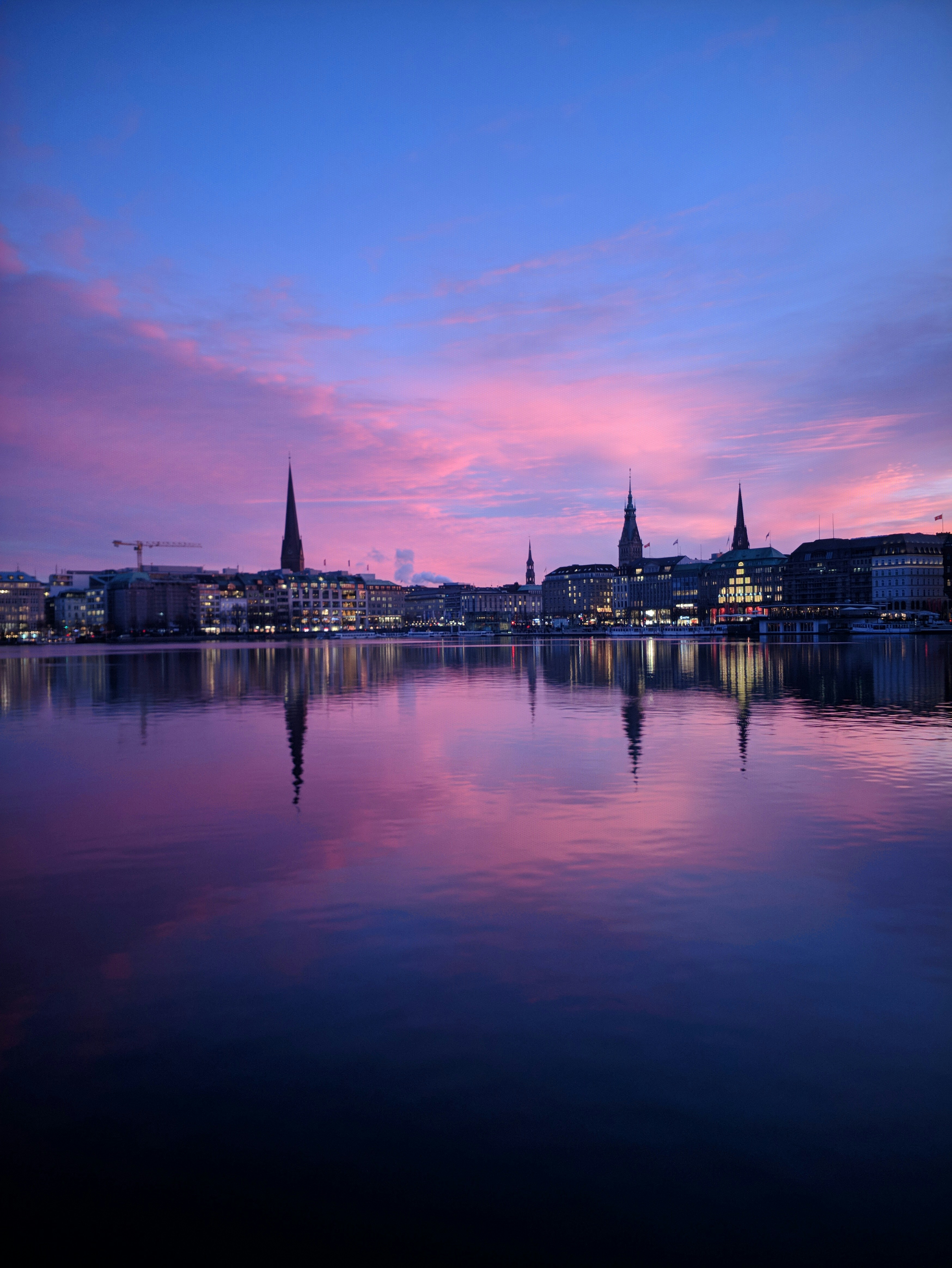 Photo by antonvelchev