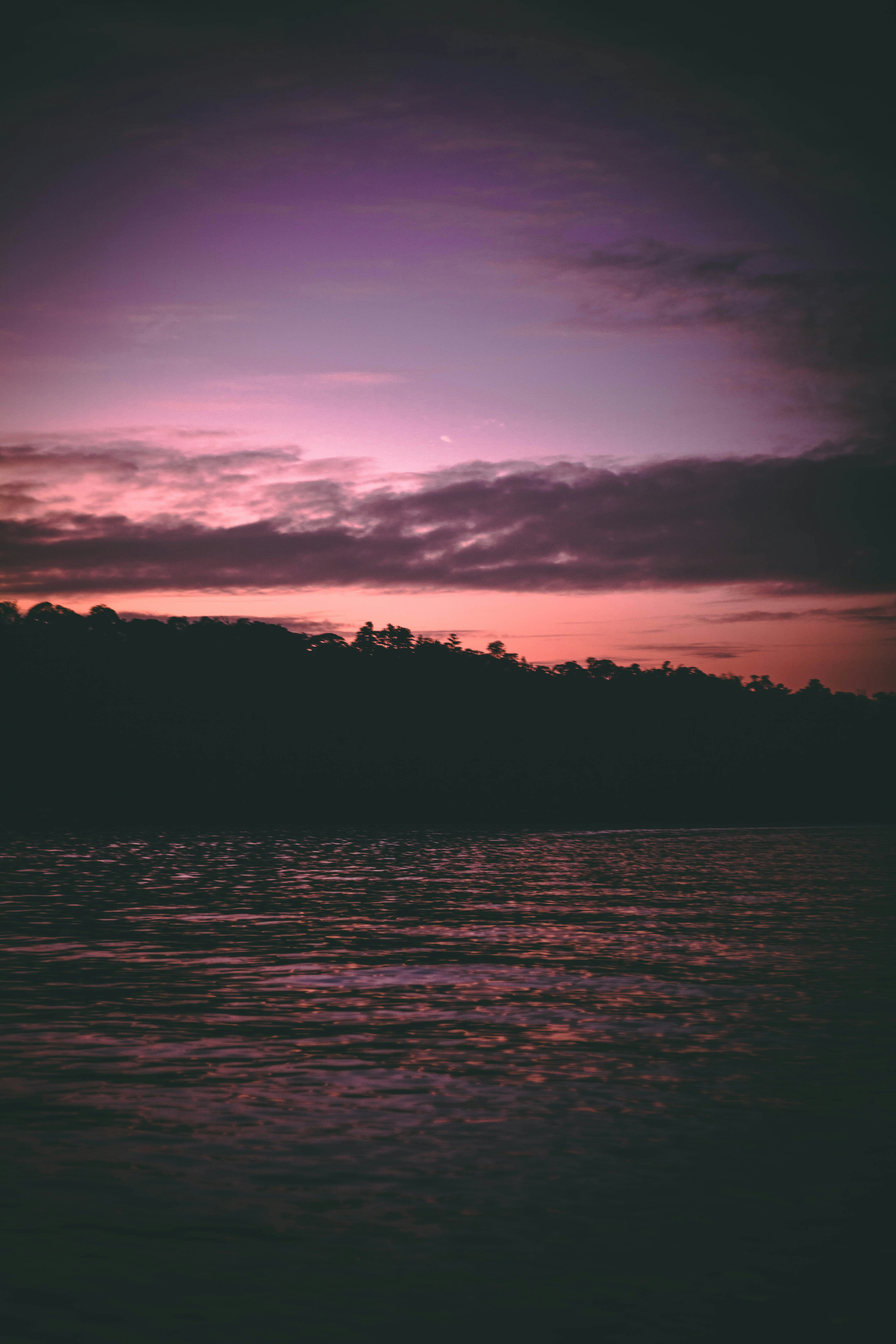 Photo by charlespostiaux