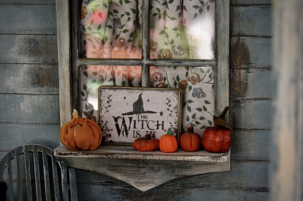 Halloween decor