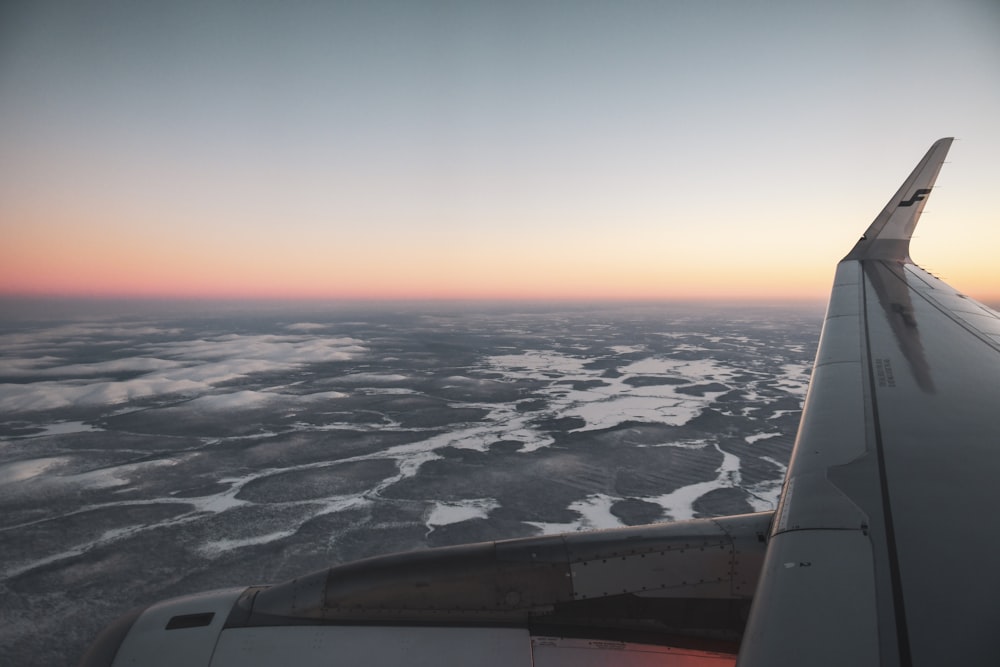 close-up photography of white plane