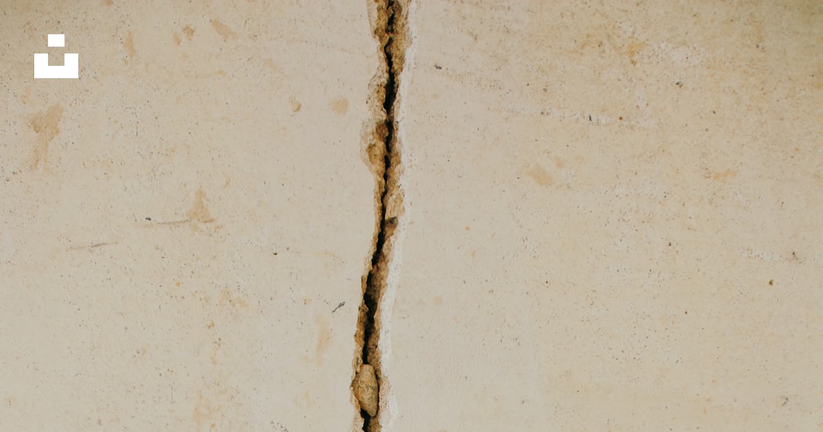 Foto zum Thema Riss auf weißer Betonoberfläche – Kostenloses Bild zu ...