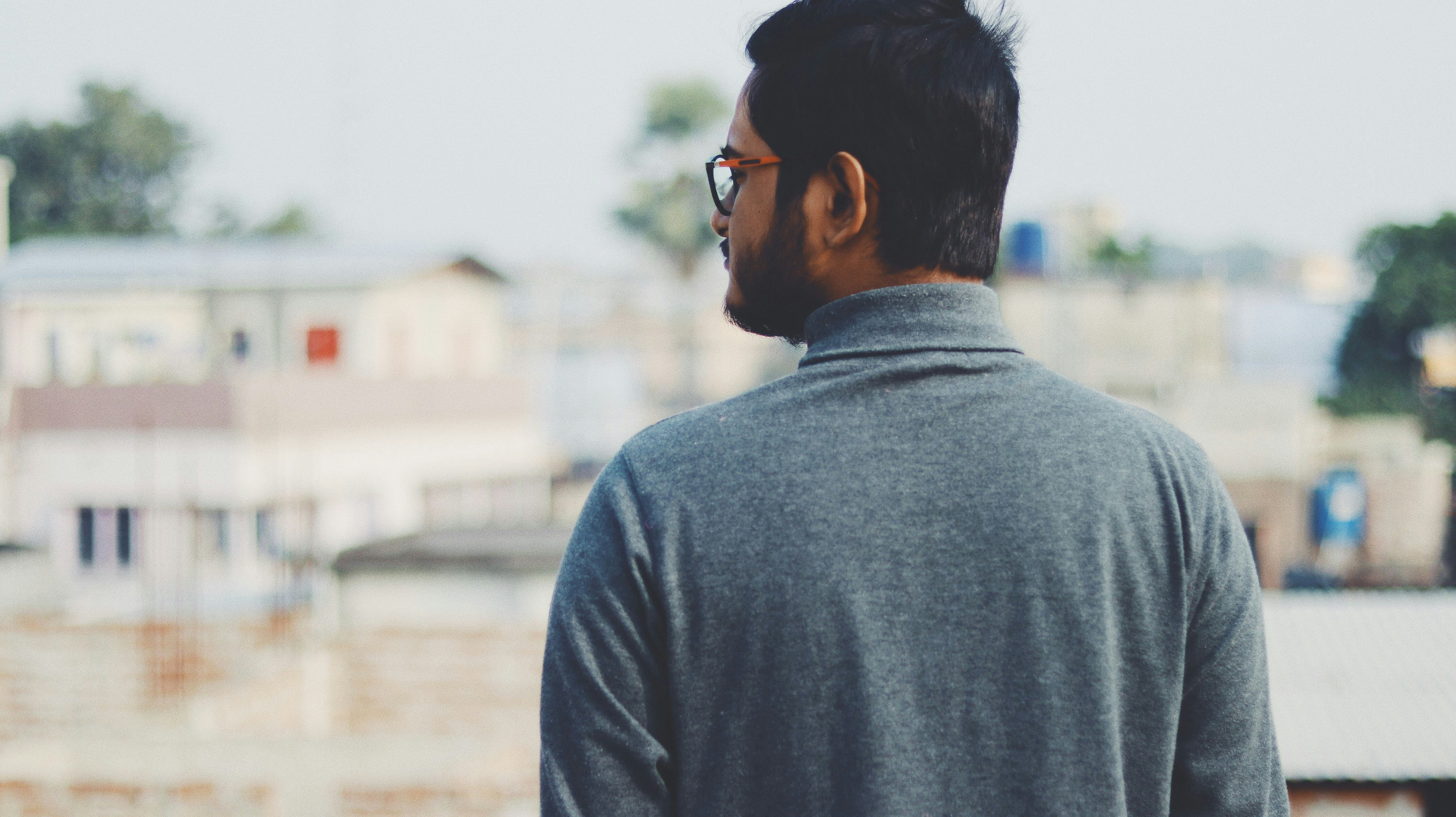 Photo by theroyakash