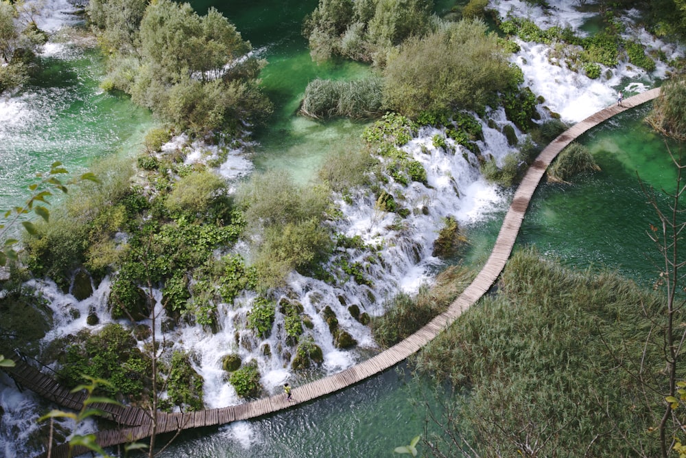 bird's eye view of body of water