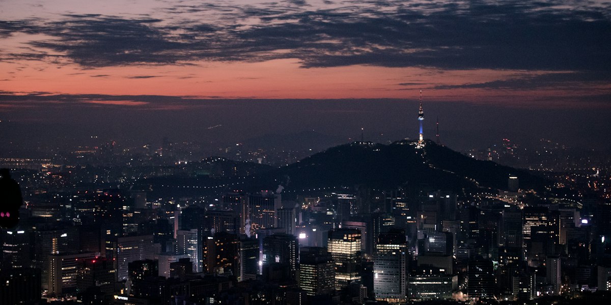 남산서울타워가 보이는 서울 야경