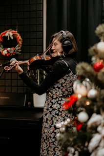 woman playing violin