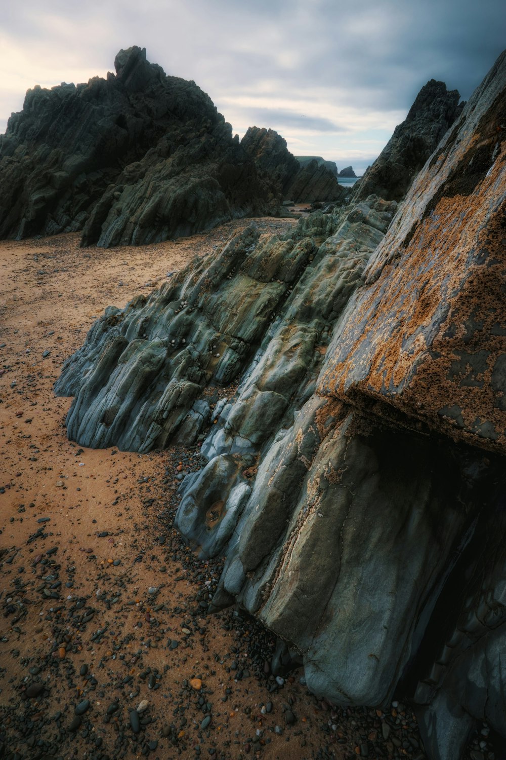 aerial view photography of cliff