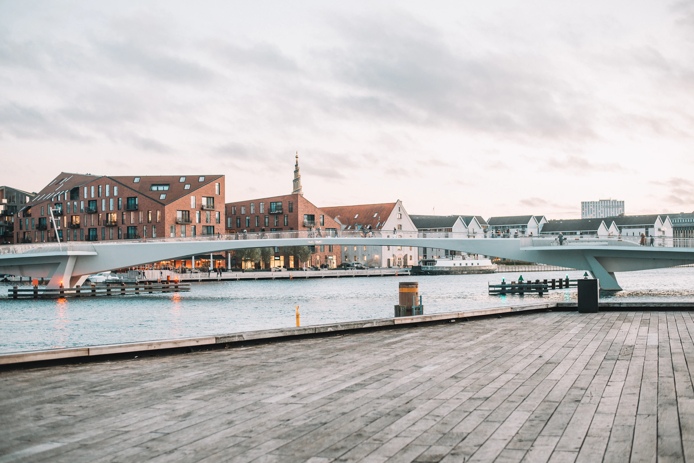 Jalanan dan arsitektur kota Copenhagen, Denmark.