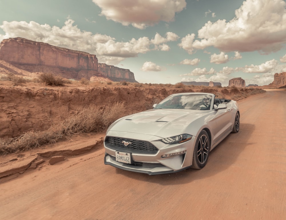 silver Ford Mustang