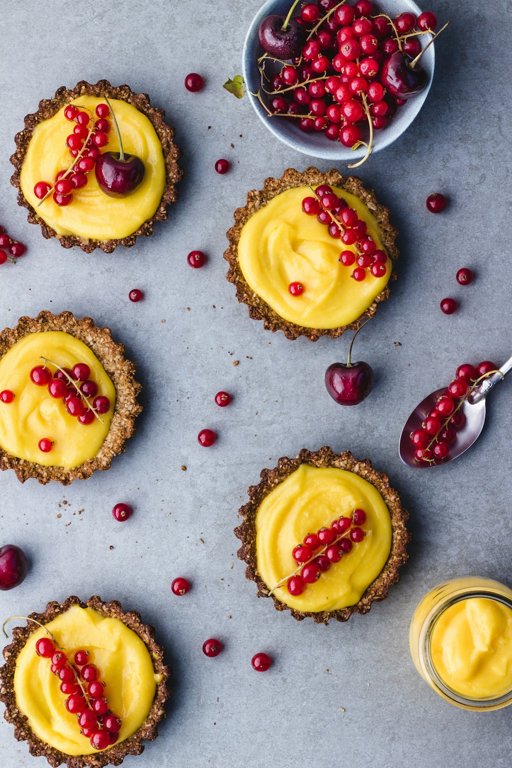 cheese with red berries toppings