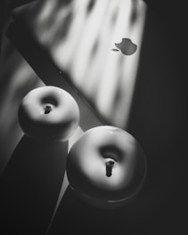 An image displaying a range of iMacs.