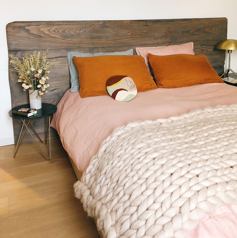 Headboards | 10 Keys to Attain an Exceptional Bedroom based on Feng Shui
