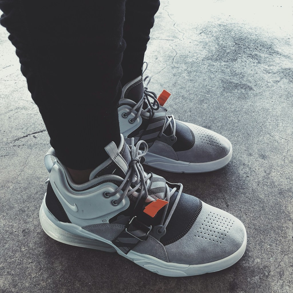 Running Shoes