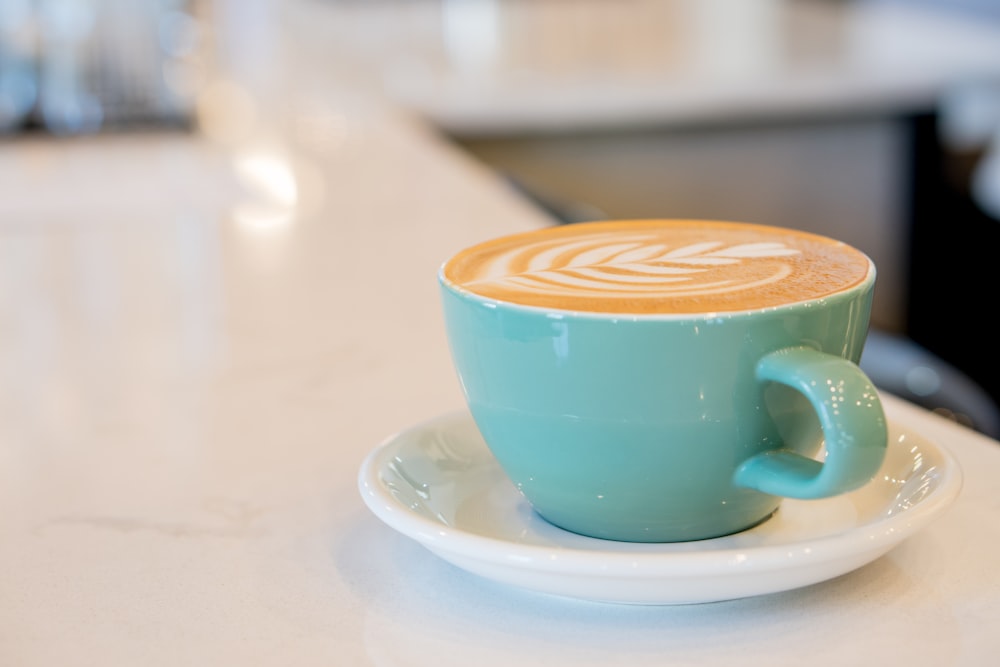 shallow focus photo of latte