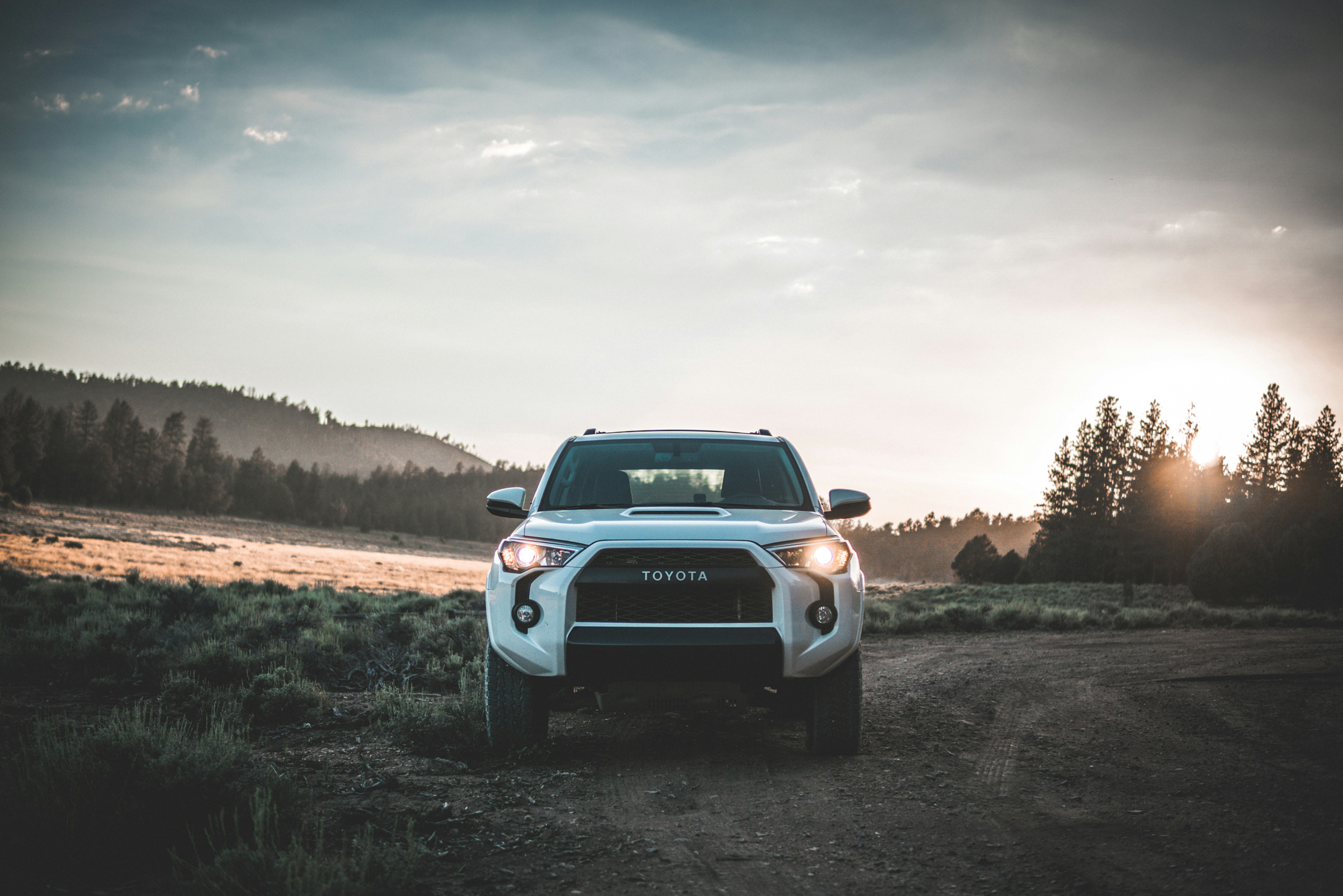 Quick stop to view the sunset after a long day of off roading high up in the mountains. Instagram @joshua_yu