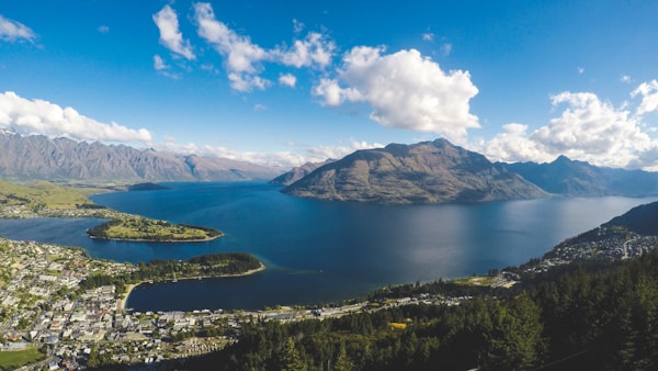 Discovering New Zealand: A Comprehensive Travel Guide