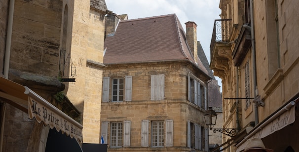 A picturesque street in Rome with historic architecture.