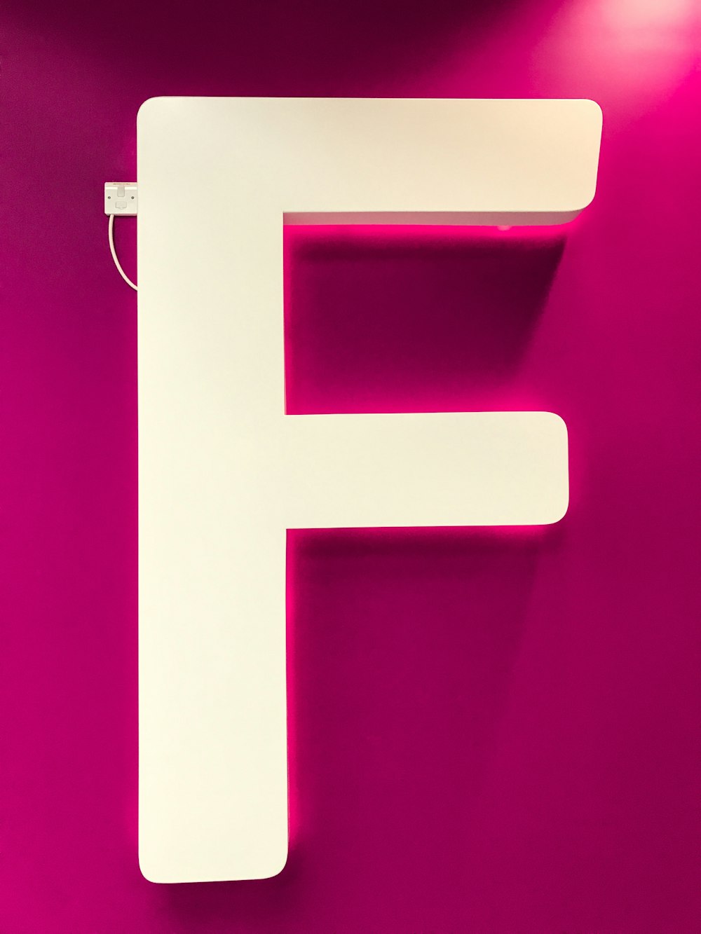letter F signage