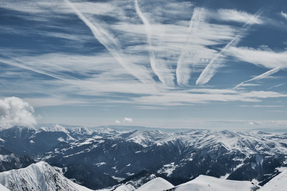 filo rivestito di montagna